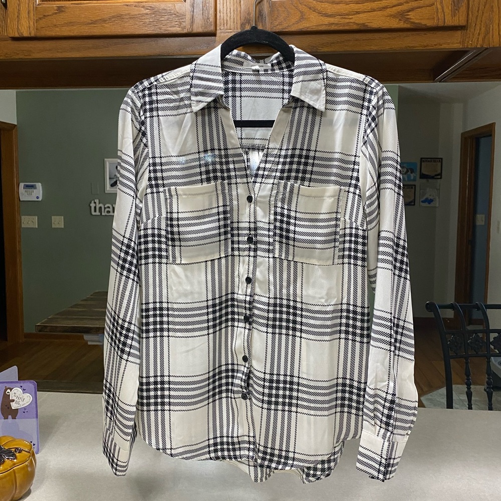Maurice’s Ivory Plaid Button-Up Shirt